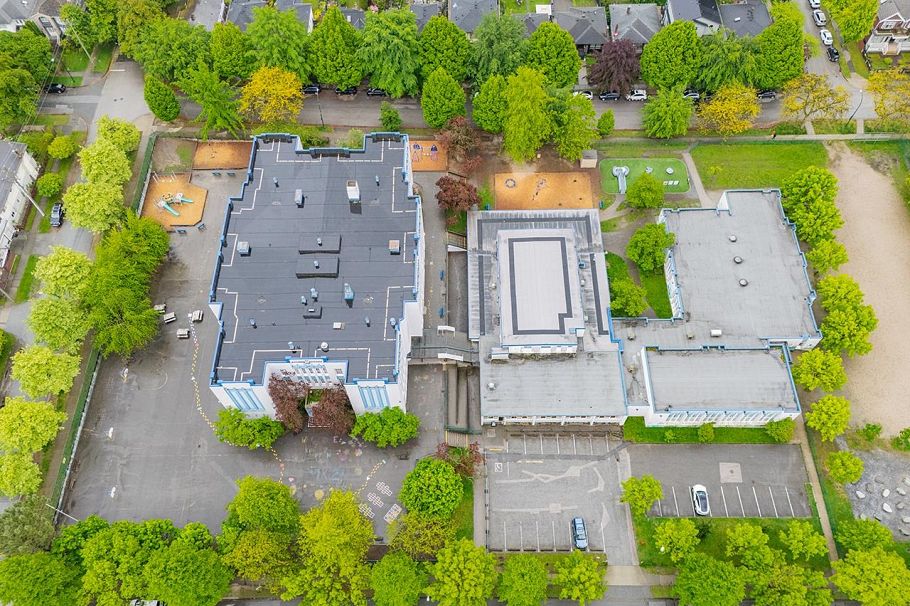 919 E 39th Avenue Vancouver, BC - 34