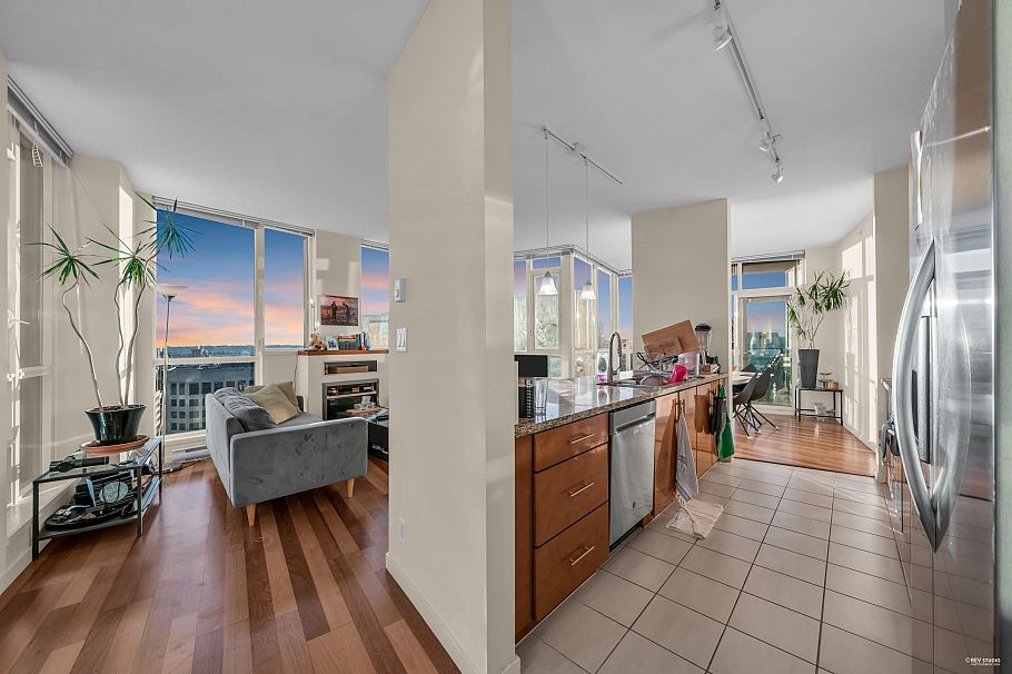 3404 1189 Melville Street Vancouver, BC - 3