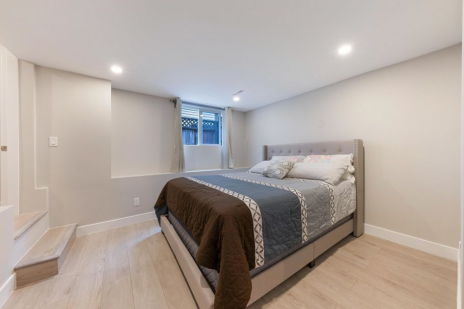 4477 Primrose Lane North Vancouver, BC - 28