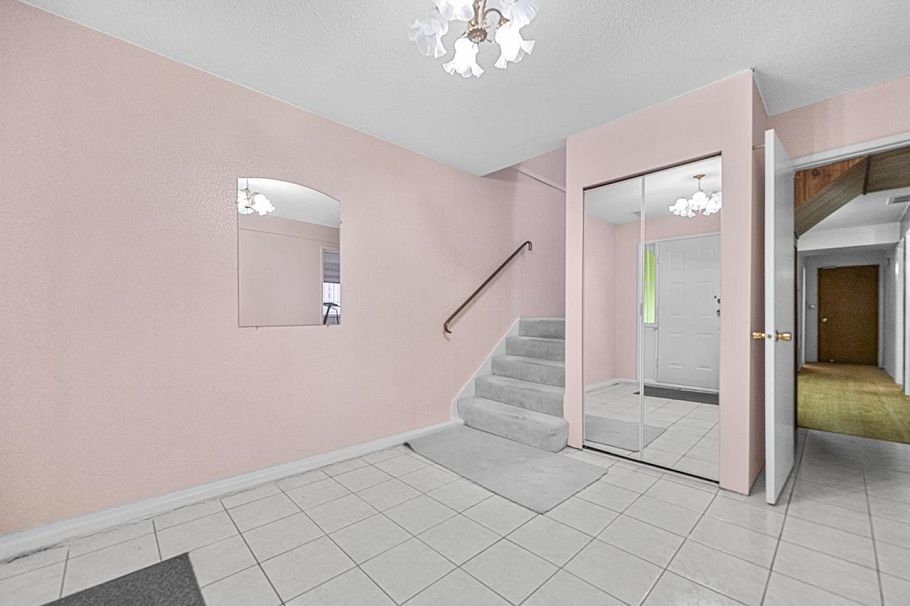 919 E 39th Avenue Vancouver, BC - 28