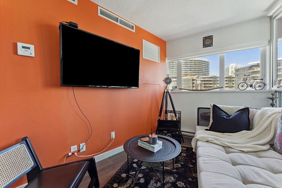 1701 918 Cooperage Way Vancouver, BC - 3