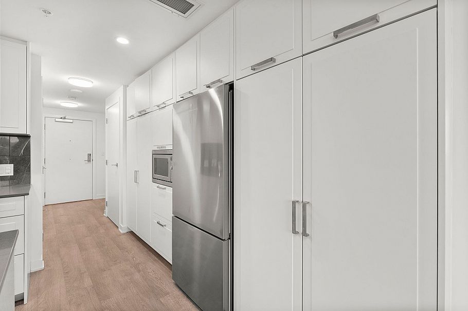 1206 1401 Hunter Street North Vancouver, BC - 11