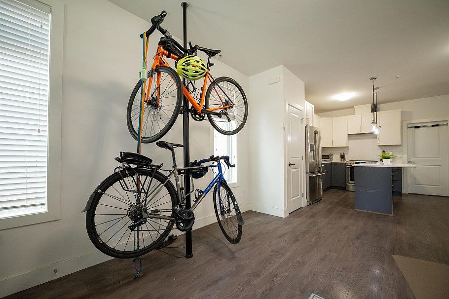 5805 Wales Street Vancouver, BC - 4