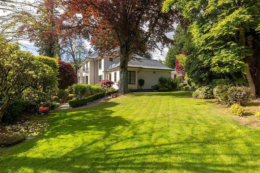 5376 Connaught Drive Vancouver, BC - 38