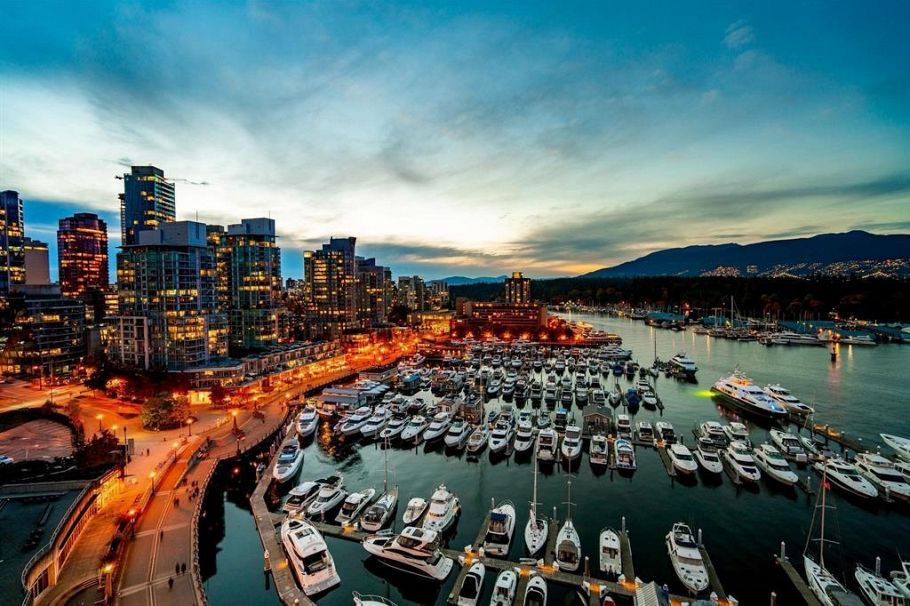 1304 323 Jervis Street Vancouver, BC - 3