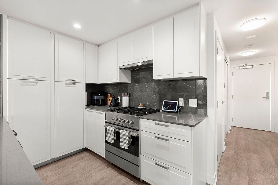 1206 1401 Hunter Street North Vancouver, BC - 13