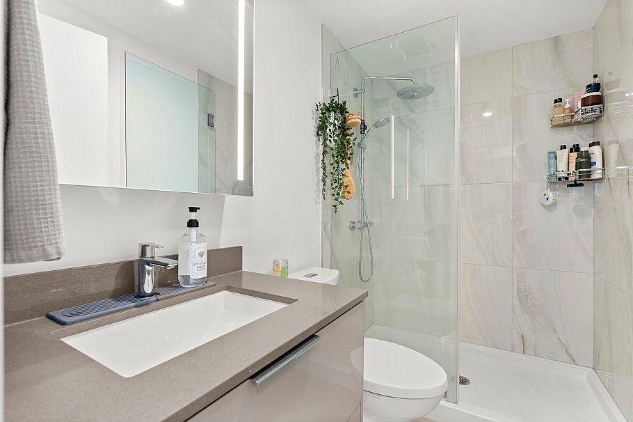 1206 1401 Hunter Street North Vancouver, BC - 16