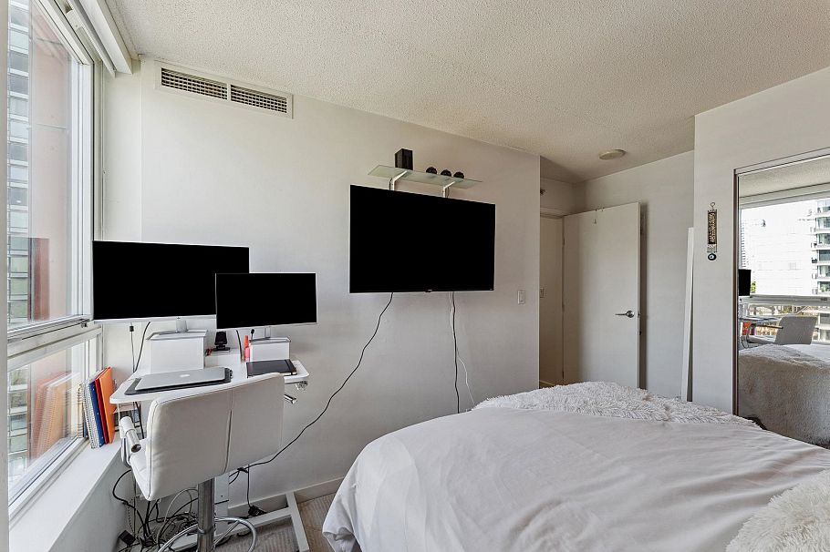 1701 918 Cooperage Way Vancouver, BC - 9