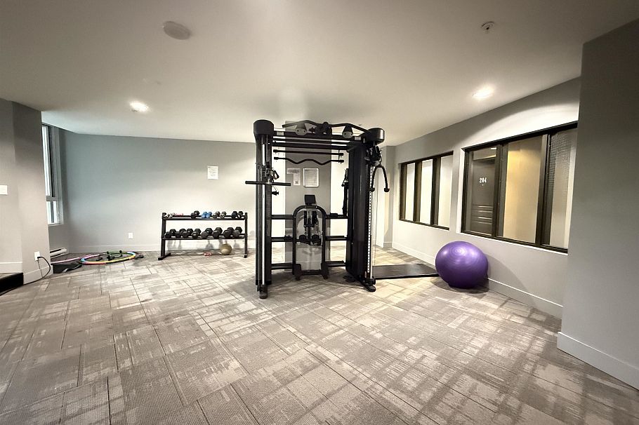 405 4028 Knight Street Vancouver, BC - 23