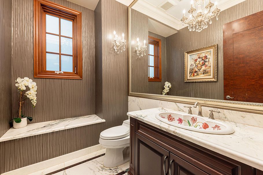 5376 Connaught Drive Vancouver, BC - 7