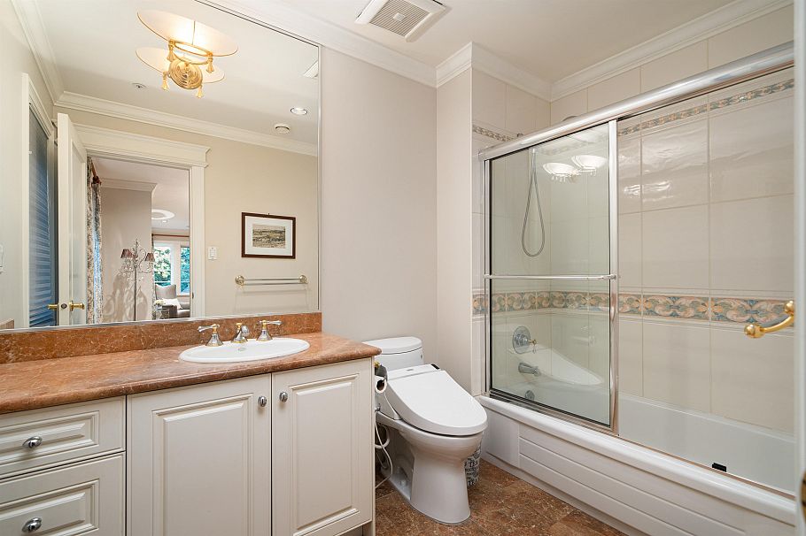 1638 Marpole Avenue Vancouver, BC - 24