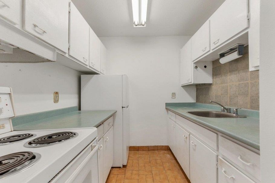 2103 1330 Harwood Street Vancouver, BC - 3