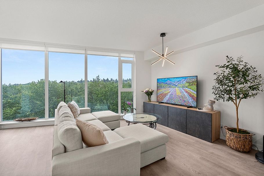 1206 1401 Hunter Street North Vancouver, BC - 1