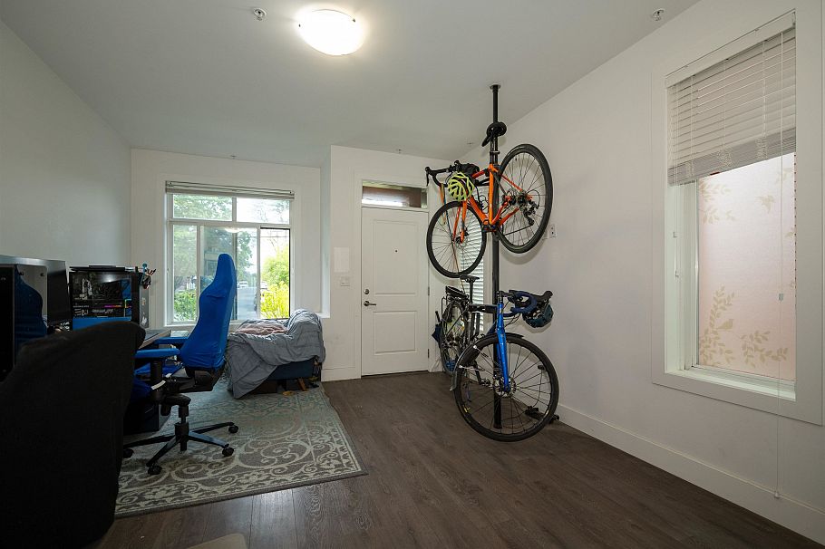 5805 Wales Street Vancouver, BC - 3