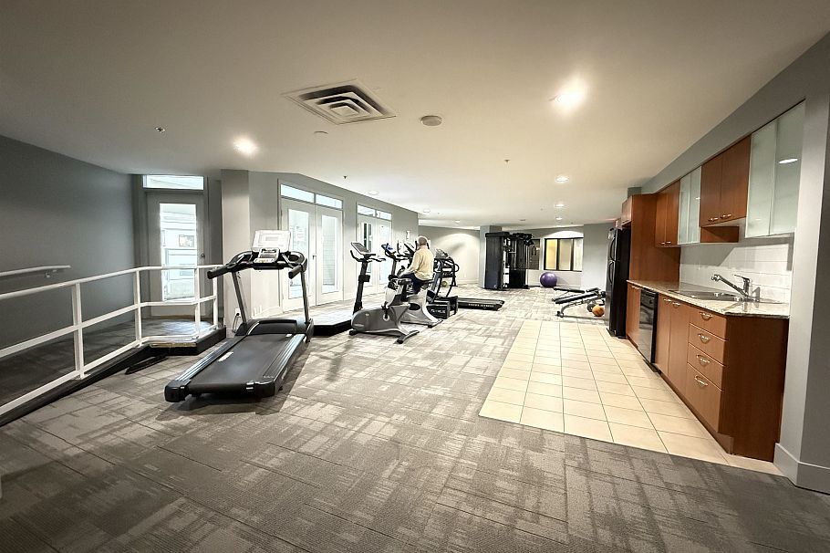 405 4028 Knight Street Vancouver, BC - 25