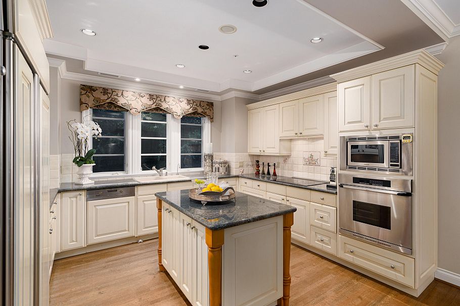 1638 Marpole Avenue Vancouver, BC - 9