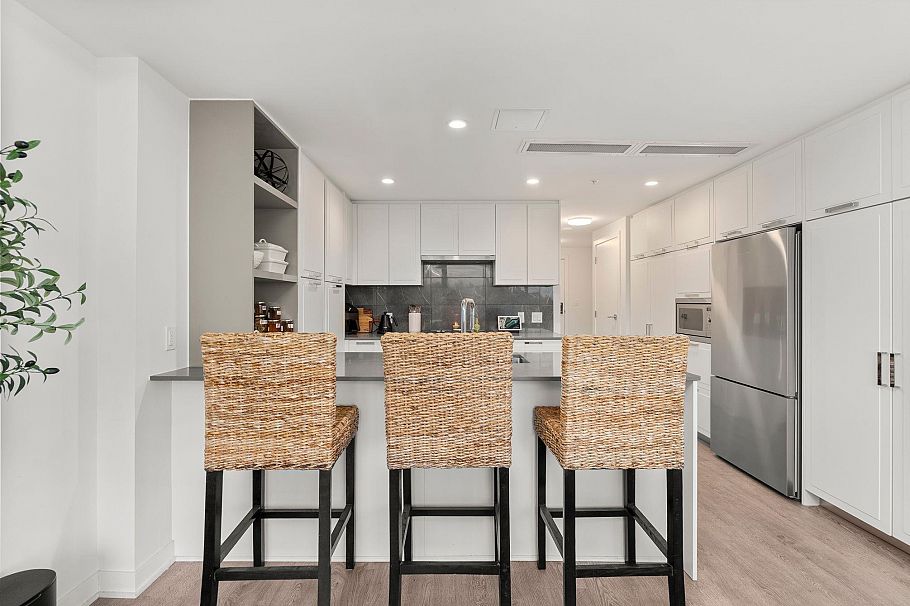 1206 1401 Hunter Street North Vancouver, BC - 10