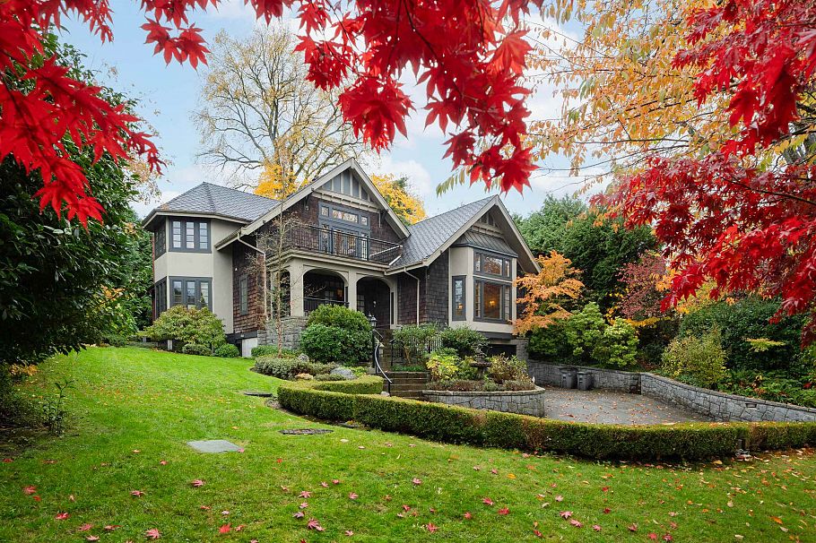 1638 Marpole Avenue Vancouver, BC - 1