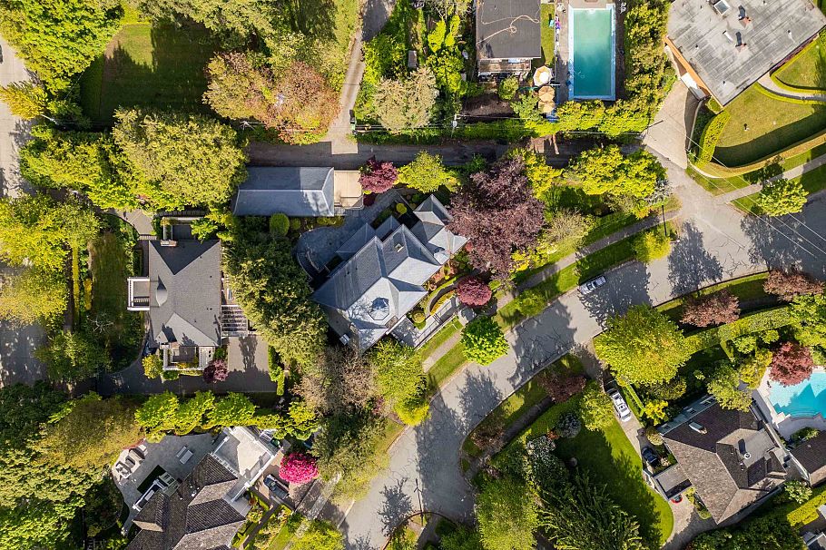 5376 Connaught Drive Vancouver, BC - 40