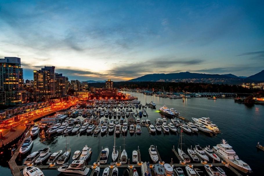 1304 323 Jervis Street Vancouver, BC - 1