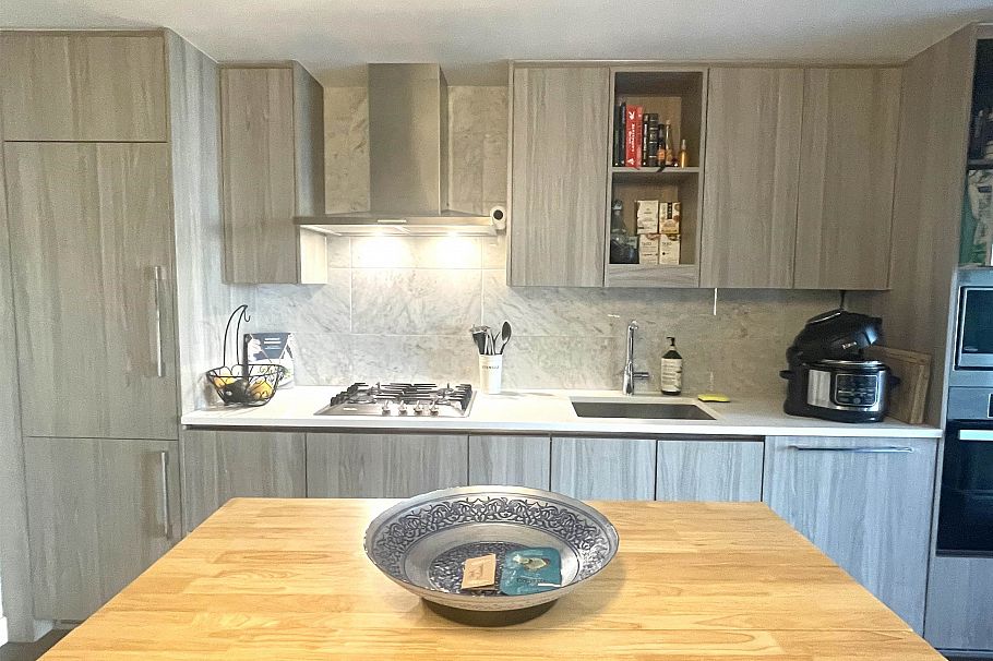 1083 87 Nelson Street Vancouver, BC - 5