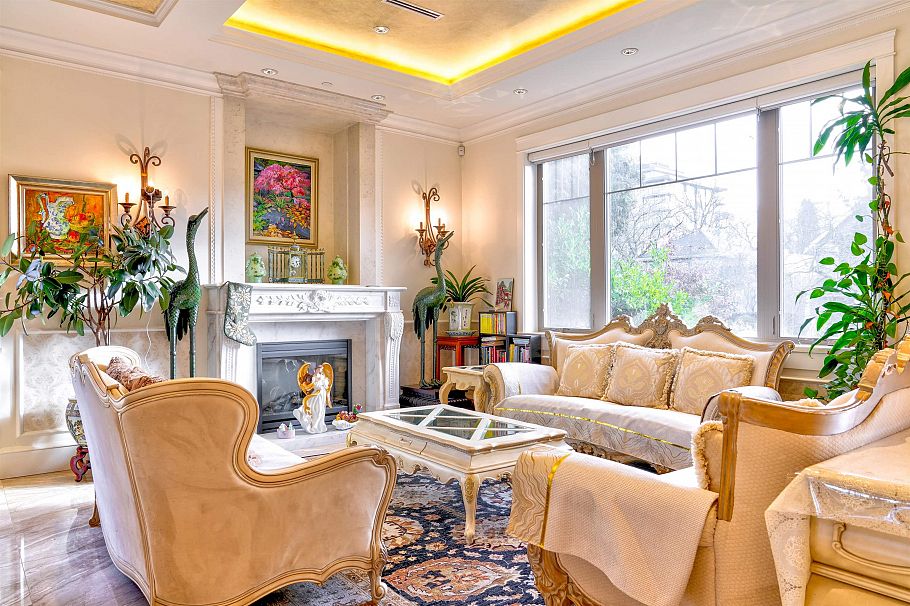 2237 W 37th Avenue Vancouver, BC - 3