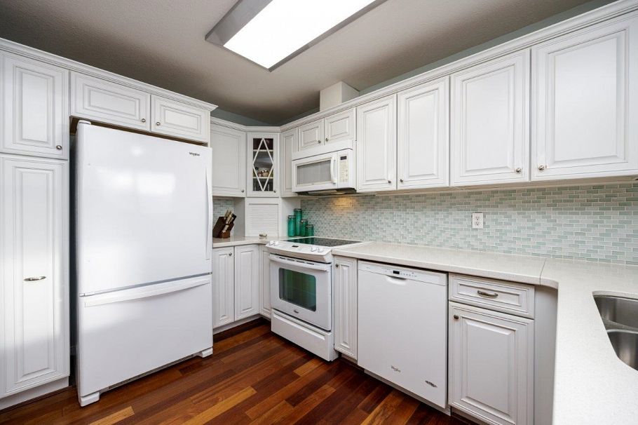 2929 Dollarton Highway North Vancouver, BC - 3