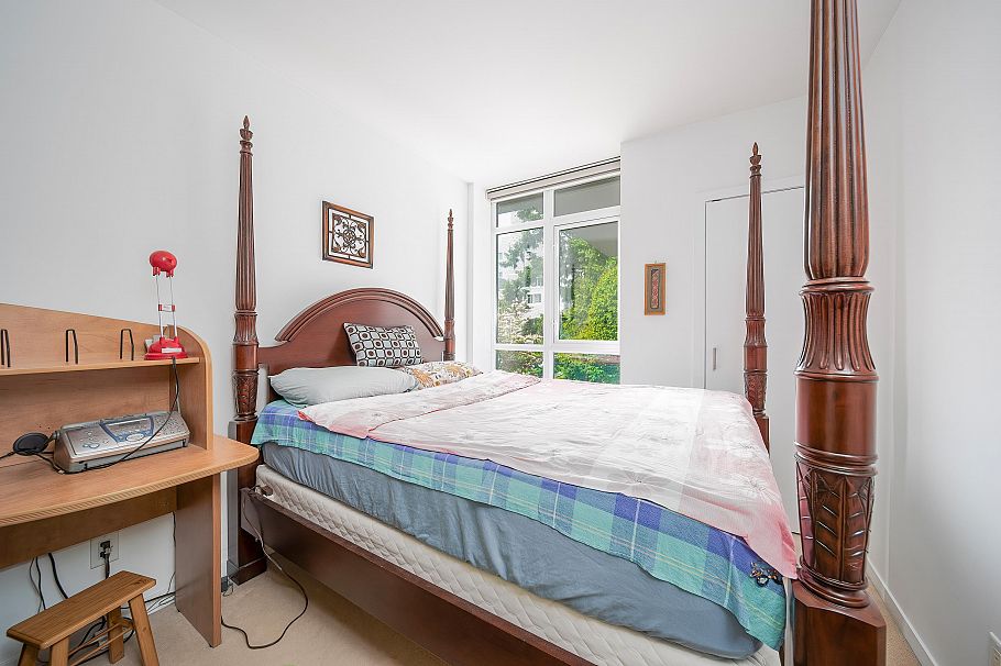 TH12 5989 Walter Gage Road Vancouver, BC - 23