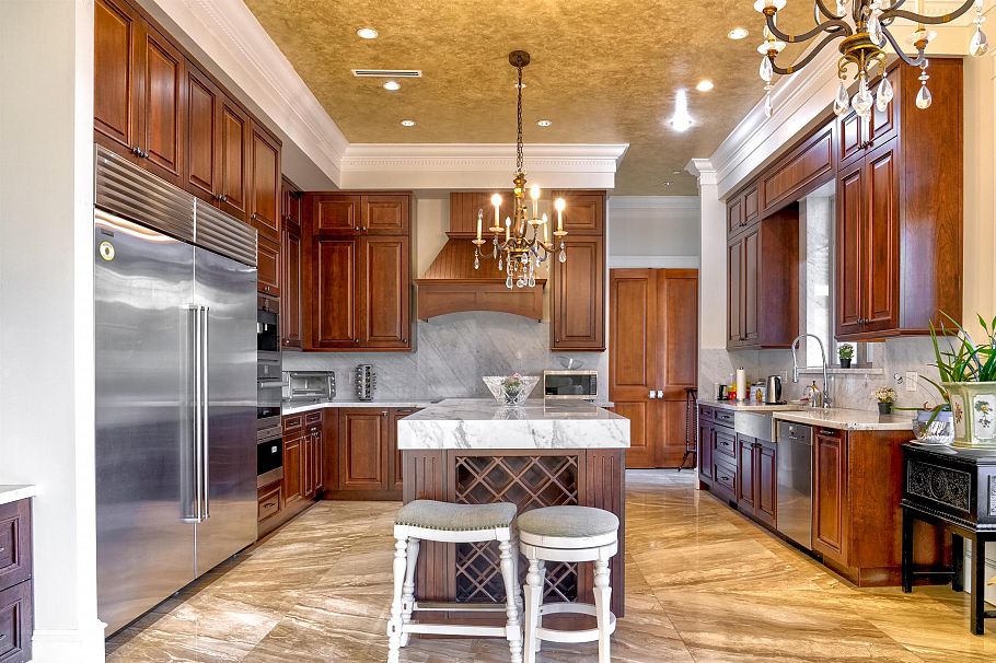 2237 W 37th Avenue Vancouver, BC - 8