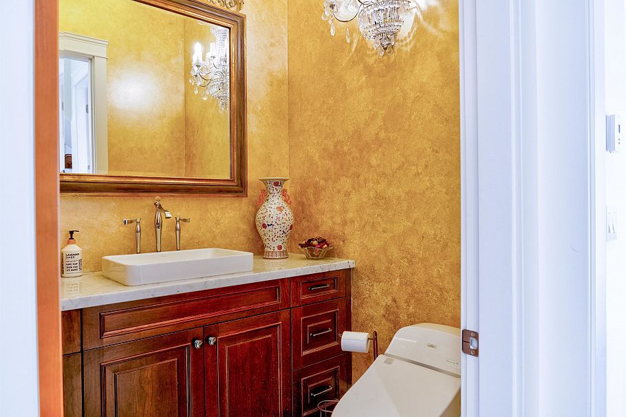 2237 W 37th Avenue Vancouver, BC - 17