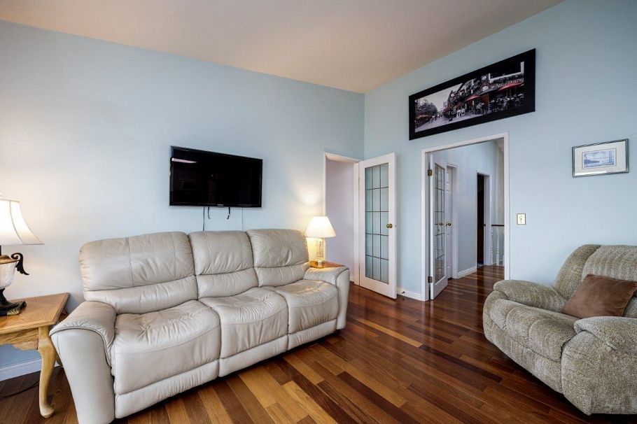 2929 Dollarton Highway North Vancouver, BC - 10