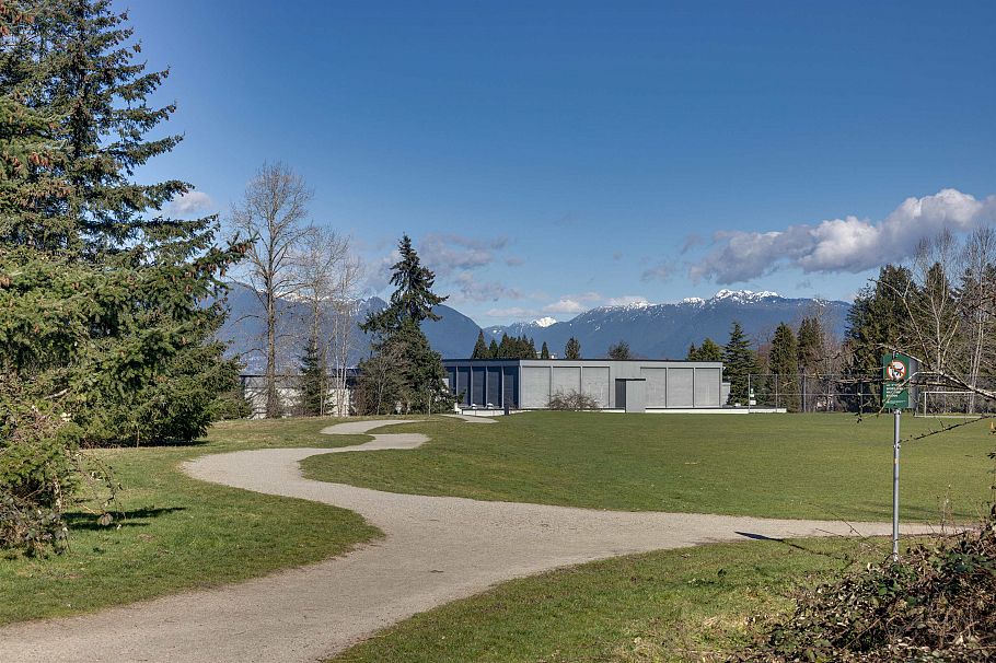 936 W 37th Avenue Vancouver, BC - 28