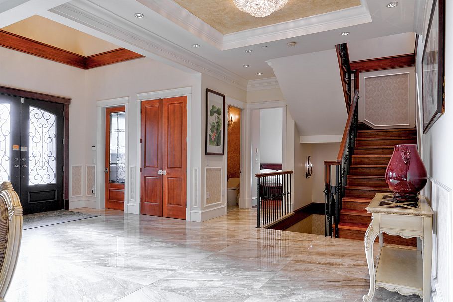 2237 W 37th Avenue Vancouver, BC - 4