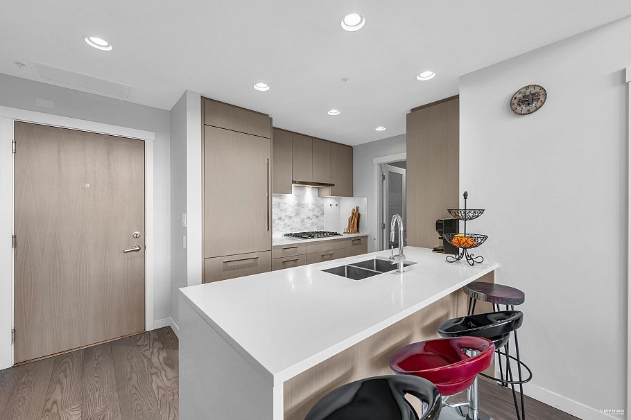 636 3563 Ross Drive Vancouver, BC - 4