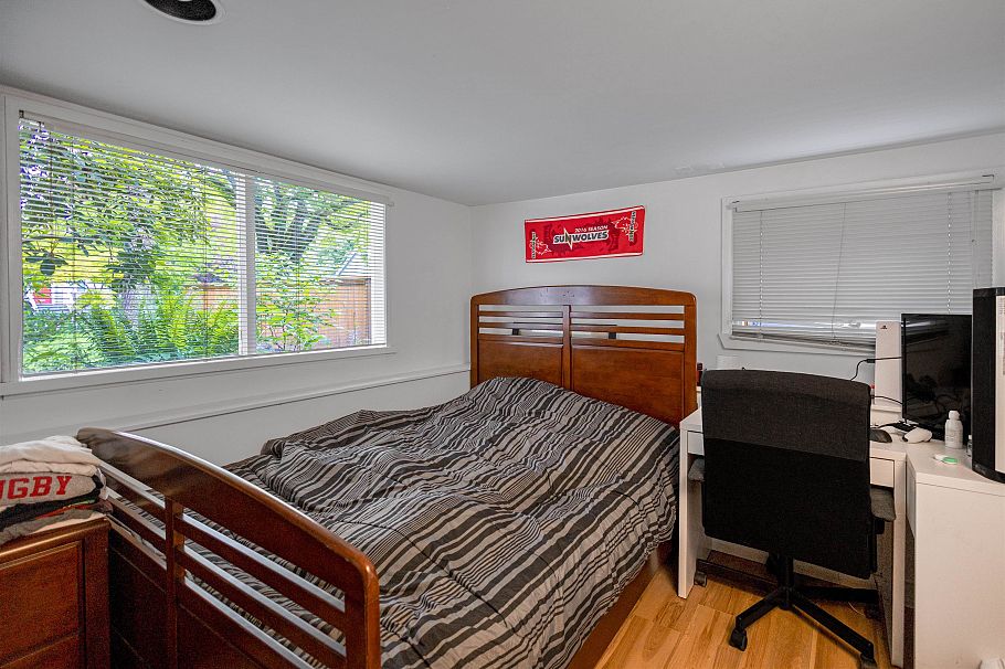 3012 W 14th Avenue Vancouver, BC - 21