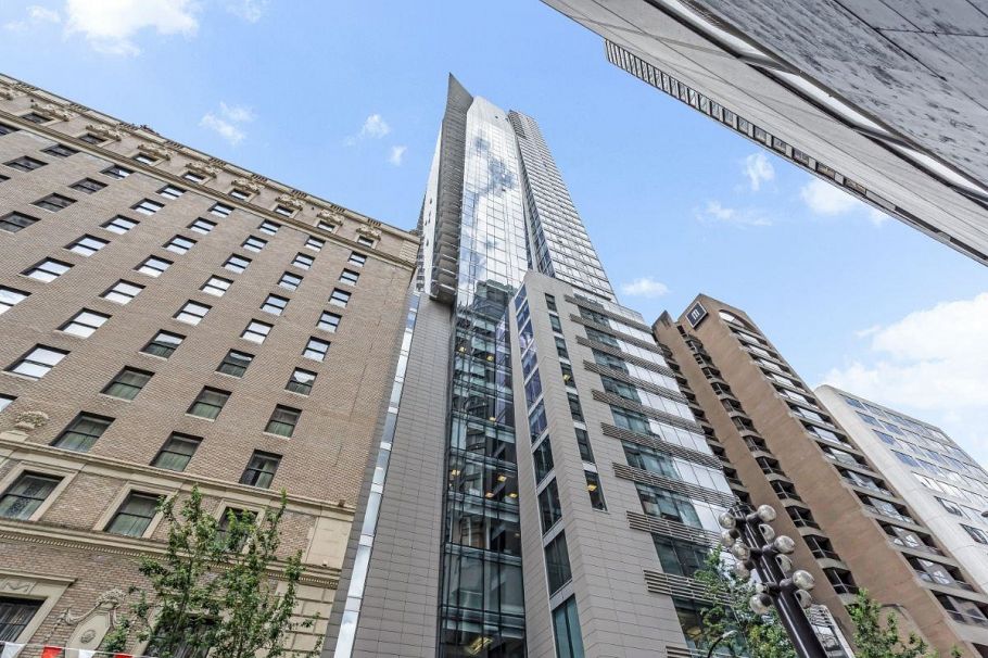 1902 667 Howe Street Vancouver, BC - 1