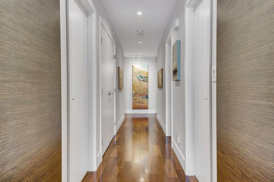 1902 667 Howe Street Vancouver, BC - 18