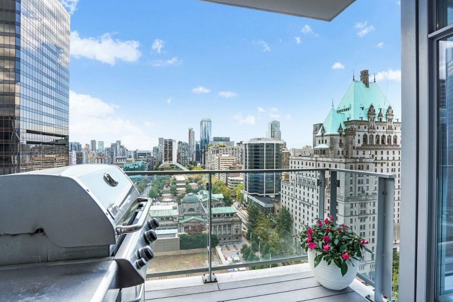 1902 667 Howe Street Vancouver, BC - 35