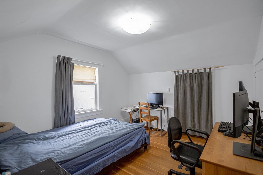 3012 W 14th Avenue Vancouver, BC - 15