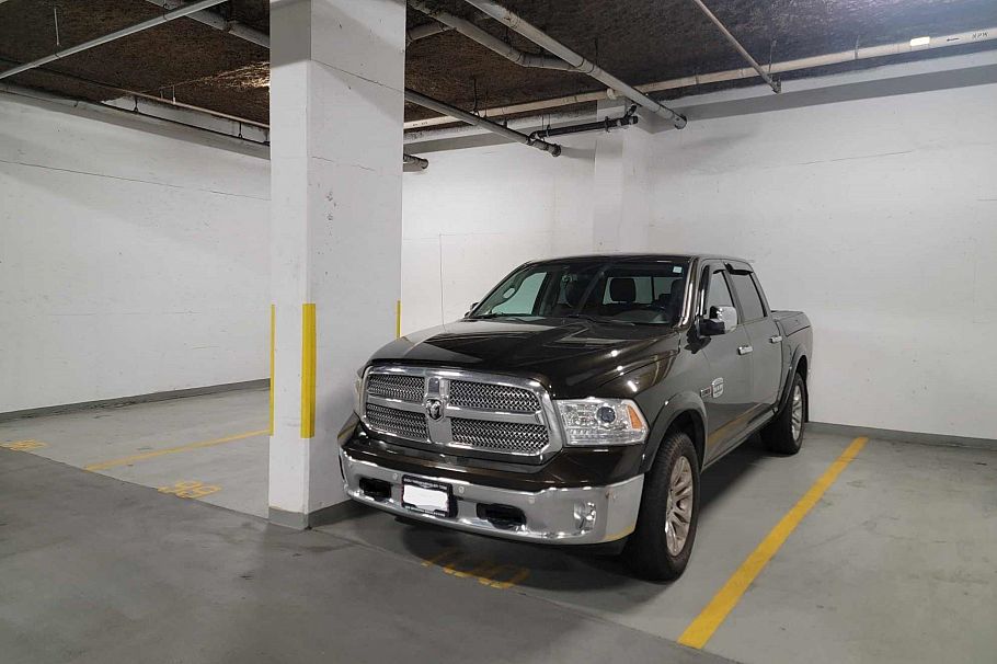 100 1233 Pacific Boulevard Vancouver, BC - 2