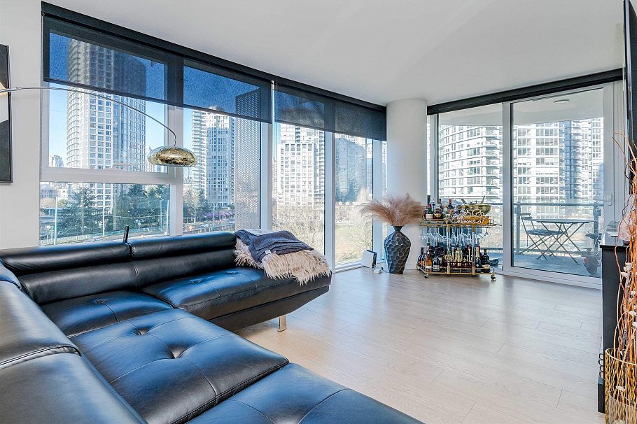 688 87 Nelson Street Vancouver, BC - 7