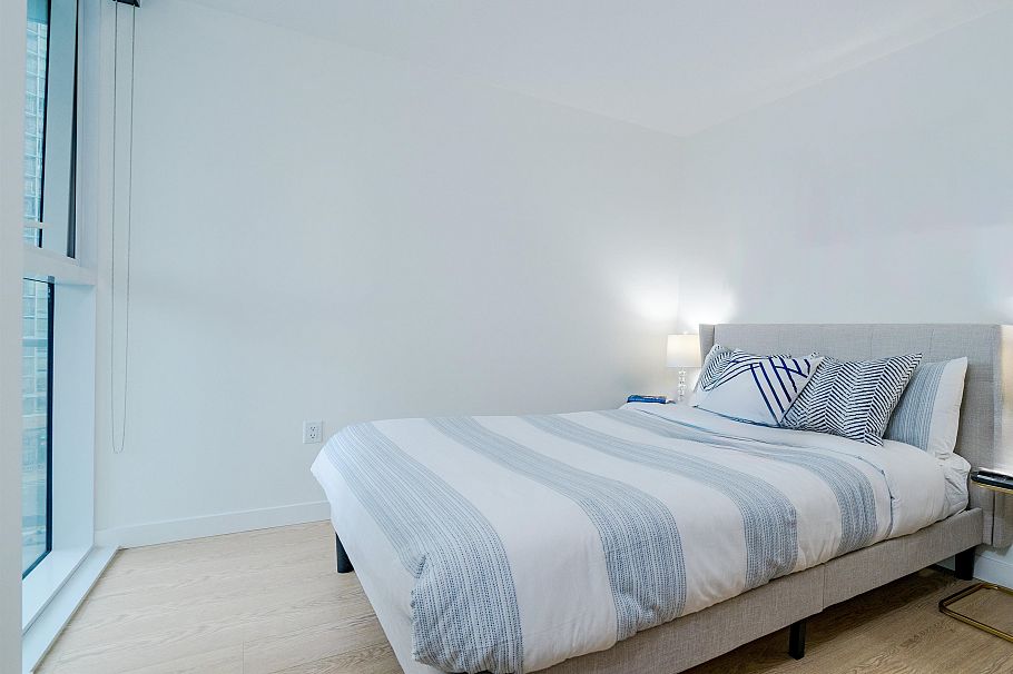 688 87 Nelson Street Vancouver, BC - 14