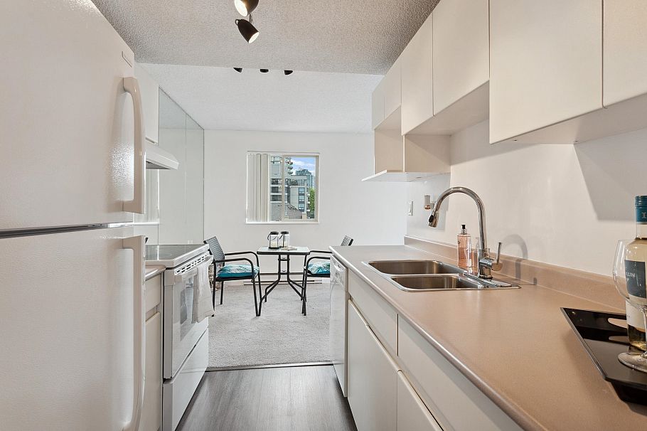 902 110 W 4th Street North Vancouver, BC - 7