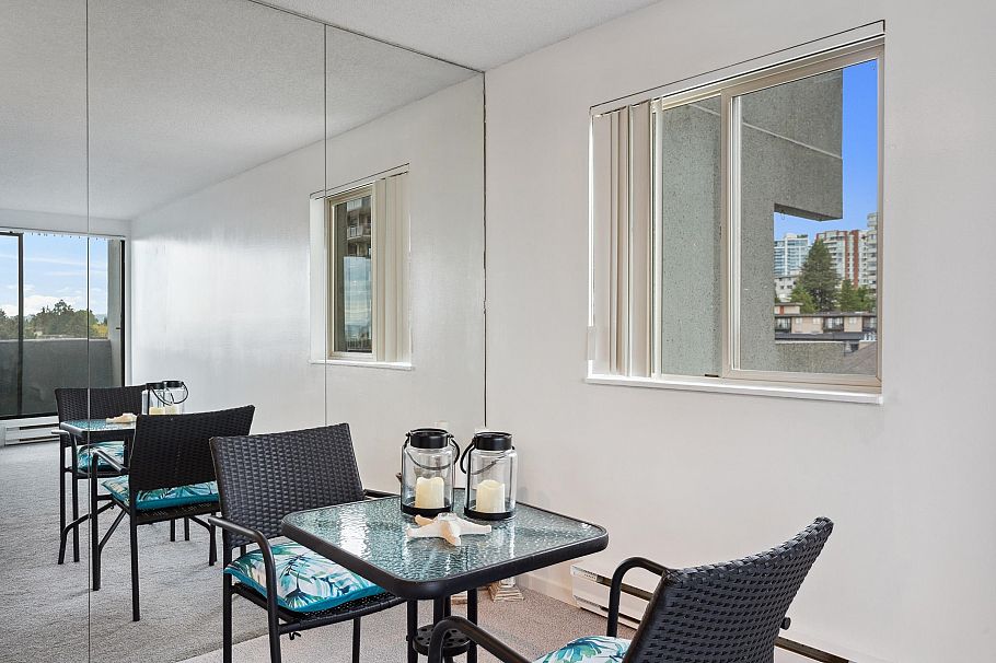 902 110 W 4th Street North Vancouver, BC - 5