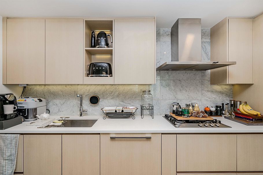 688 87 Nelson Street Vancouver, BC - 8