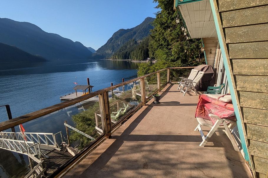 11 East Of Croker Island North Vancouver, BC - 34