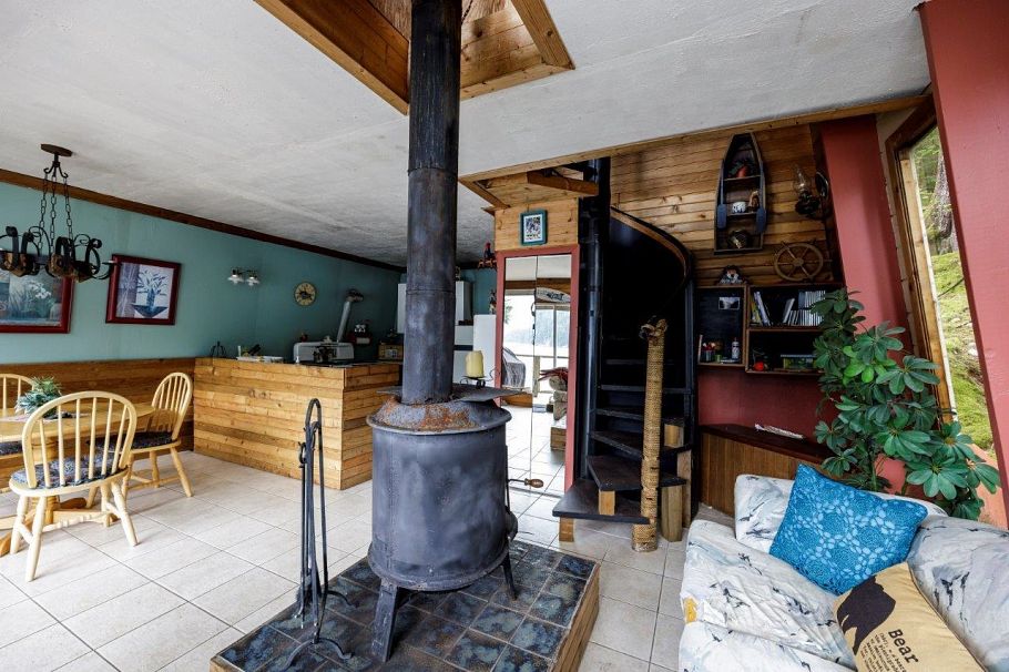 11 East Of Croker Island North Vancouver, BC - 15