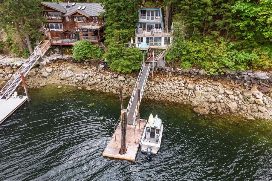 11 East Of Croker Island North Vancouver, BC - 4