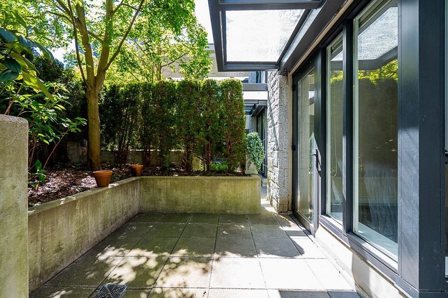 5985 Walter Gage Road Vancouver, BC - 18