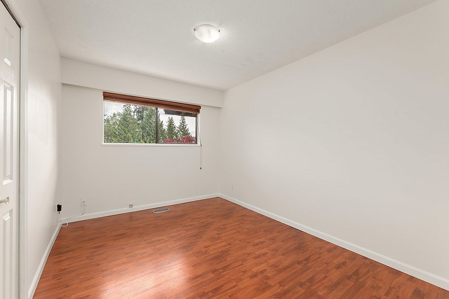 548 E Braemar Road North Vancouver, BC - 20